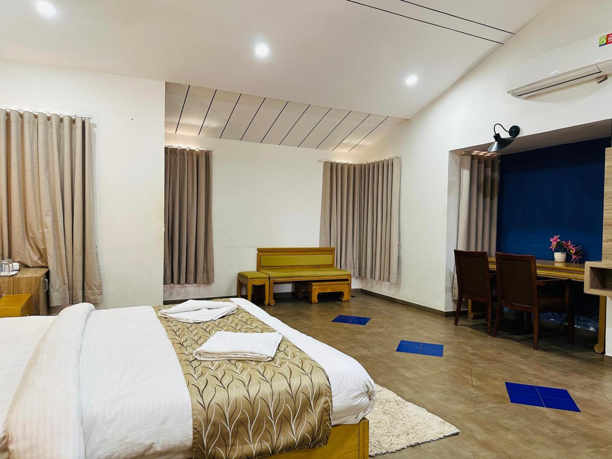 ไลอ้อน พาร์ค โฮเต็ล แอนด์ รีสอร์ต Hotel ชาซันเกอร์ ภายนอก รูปภาพ